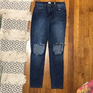 Stretchy, slim fit jeans